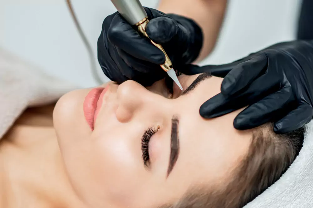 Microblading (Eyebrows)
